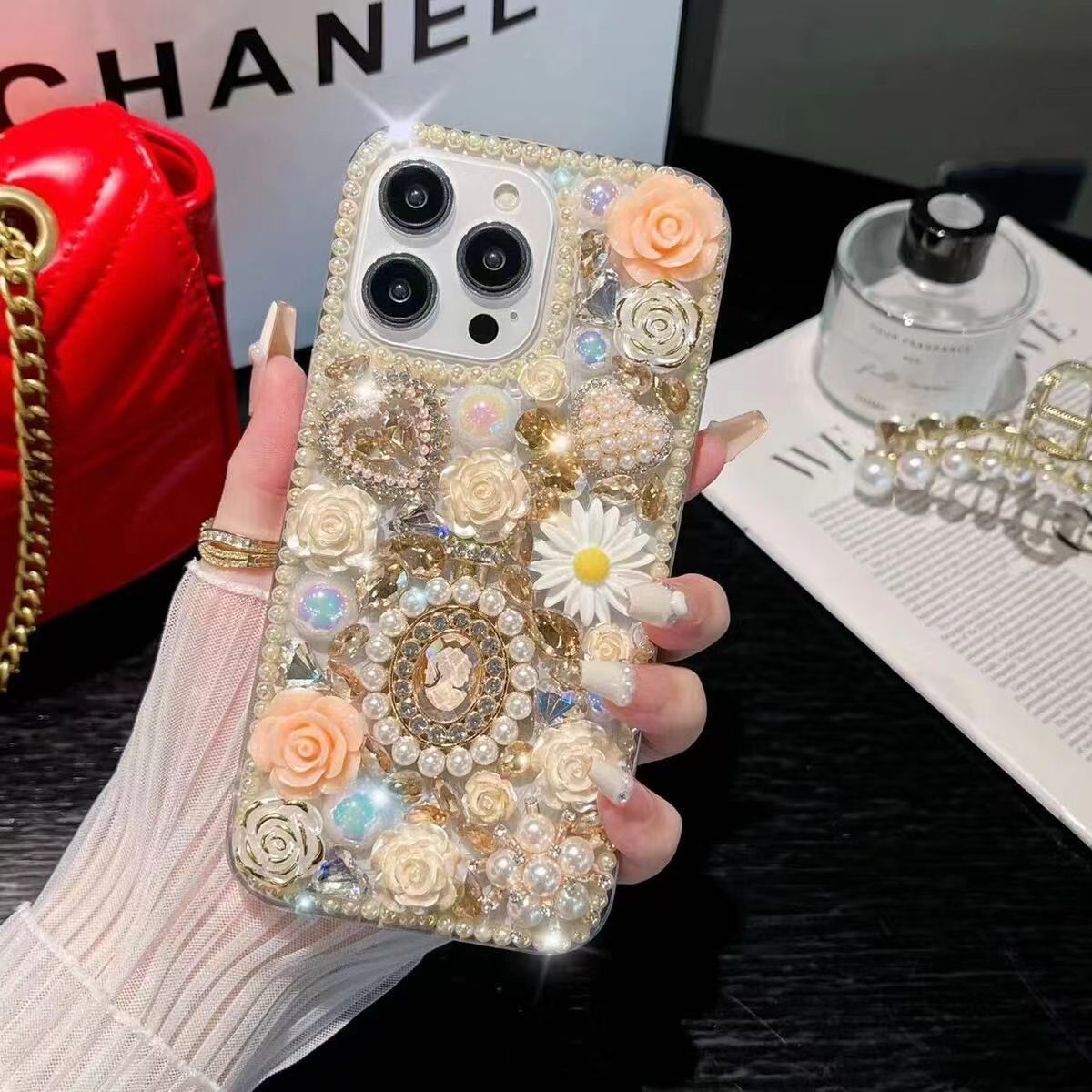 Handmade customized rose pearl phone case