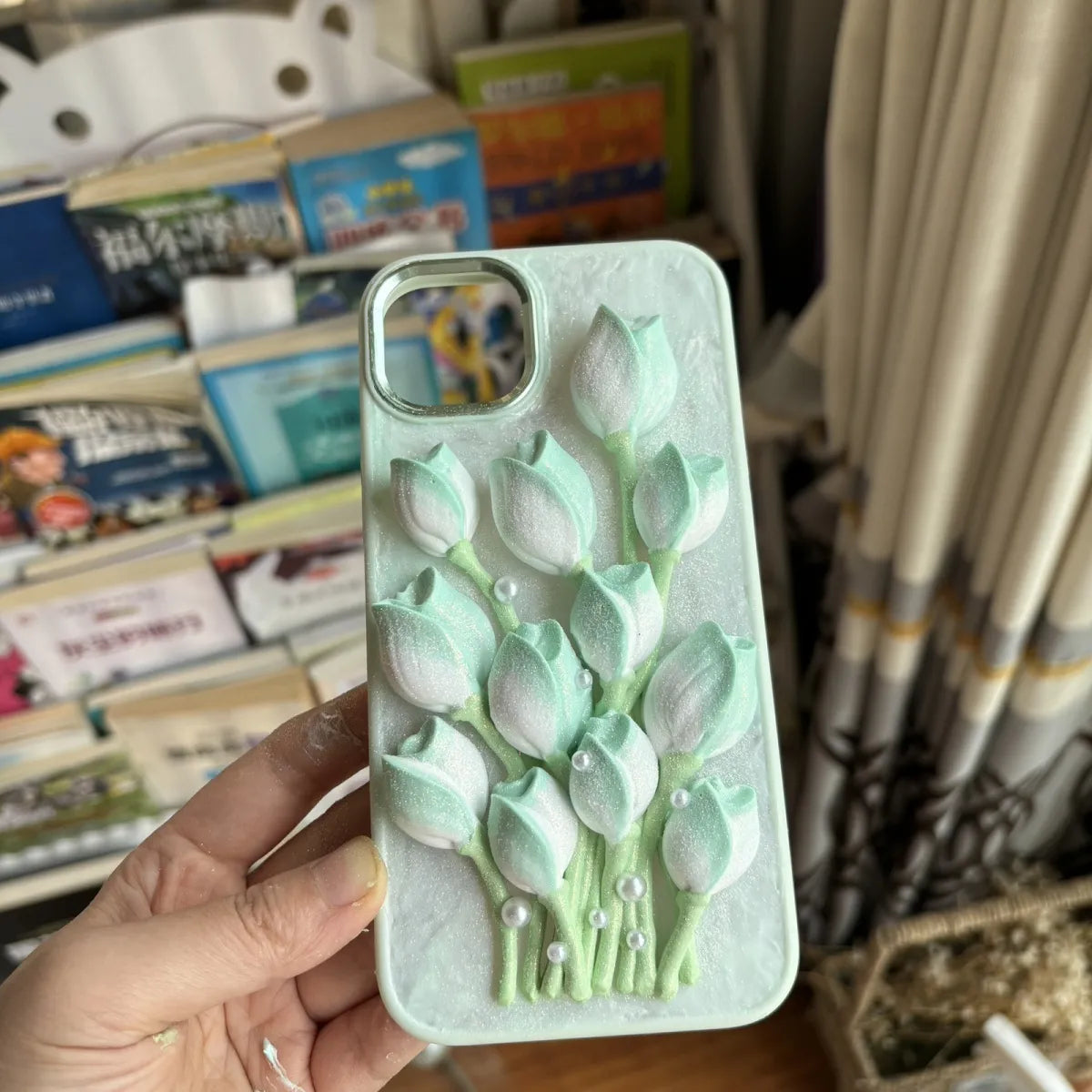 Customized 3D camellia/tulip flower cream glue phone case