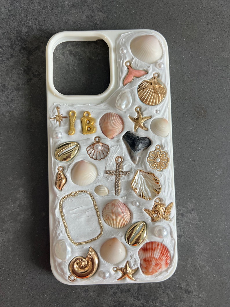 Customizable Memor Inspired Handmade iPhone Case